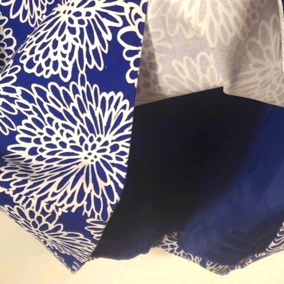 Liz Claiborne Blue Floral A Line skirt Size 14 - Picture 7 of 13